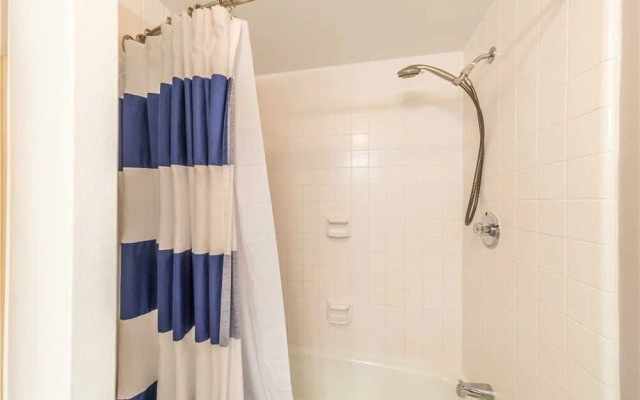 Village House 102 - Two Bedroom Condo