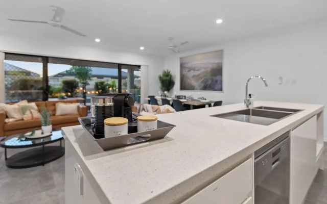 Trinity Oasis Spa BBQ Family Retreat