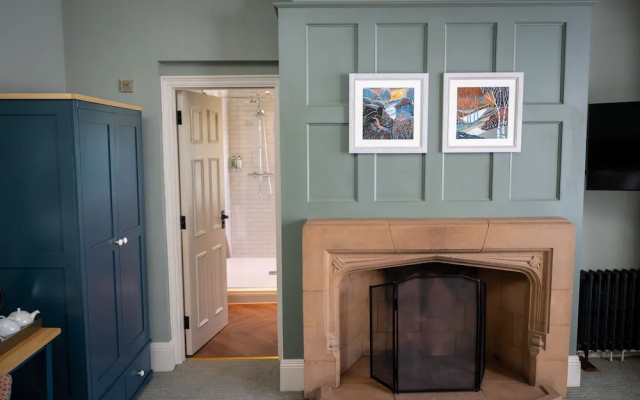 Victoria Hotel Menai Bridge By Chef and Brewer Collection