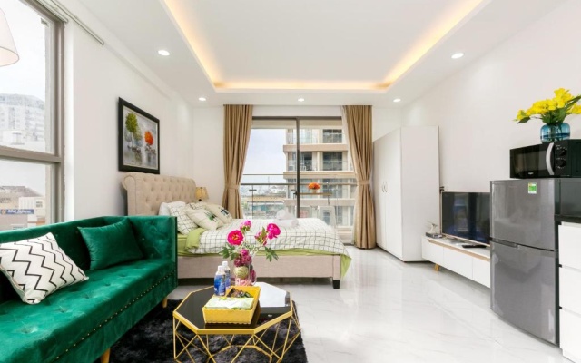 DOWNTOWN in Minutes #Luxury Studio1BR #POOLGYM 16th – Guest Rooms – Ho Chi Minh City