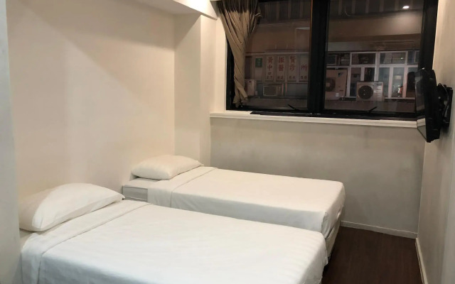 Homy Hotel Central