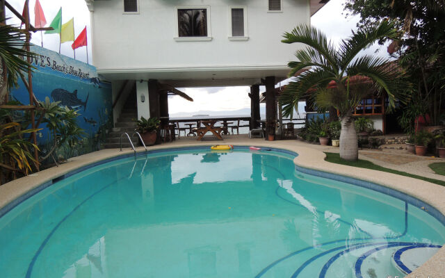 Love's Beach and Dive Resort