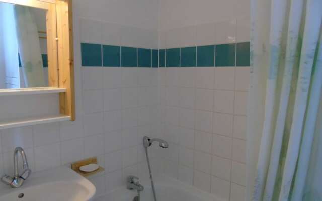 Lou Services Apartment CB63 LSI 001