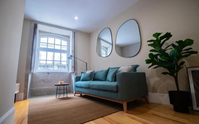 Almada 1.3 by LovelyStay