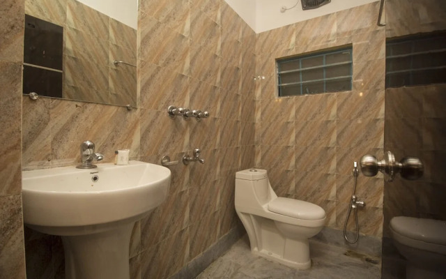 OYO 14512 Sambhunath Guest House