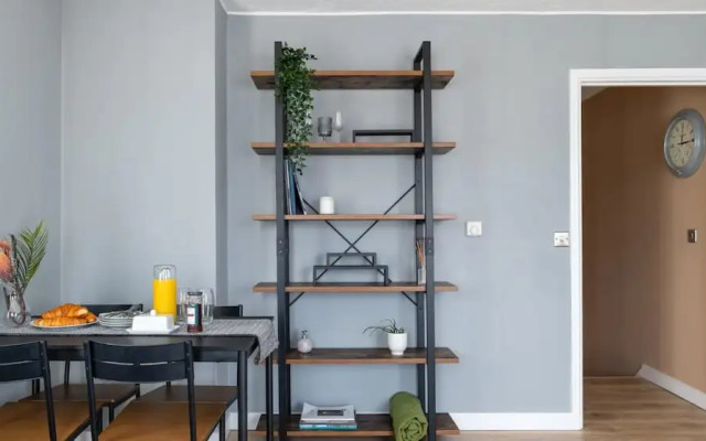 Captivating 2-bed Apartment in Chatham