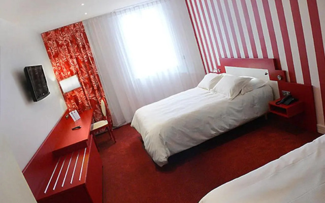 The Originals Boutique, La Maison Rouge