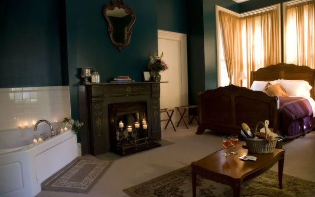Hamilton House