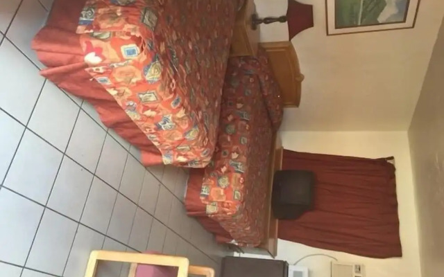 Sunland Motel