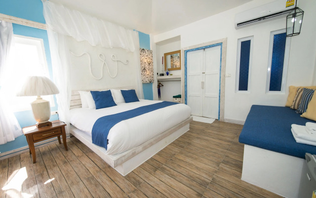 The White Knot Koh Chang