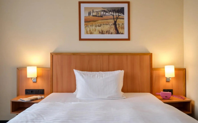 Motel One Berlin - Upper West