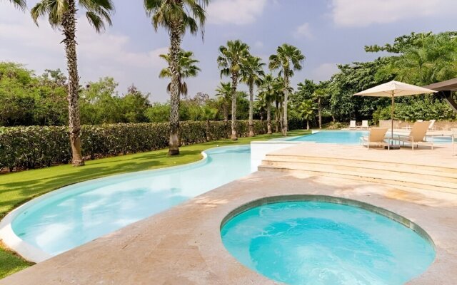 Couples - Families 2 Beds Casa de Campo Resort Pool Jacuzzi