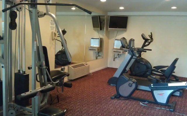 Ramada by Wyndham Fresno North