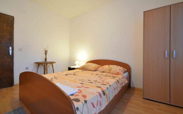 Apartments Dragica