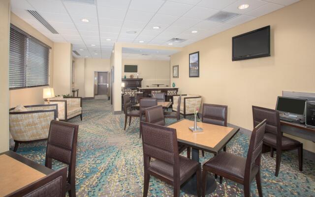 Holiday Inn Little Rock-Airport-Conference Center by IHG