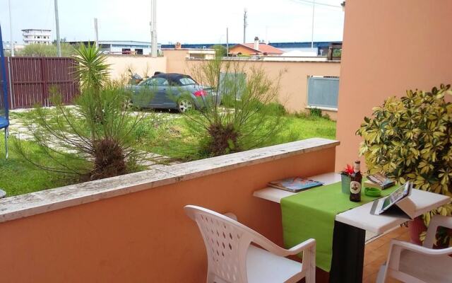 Apartment With 2 Bedrooms In Fiumicino With Furnished Garden And Wifi 300 M From The Beach