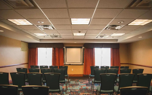 Hampton Inn & Suites Greeley