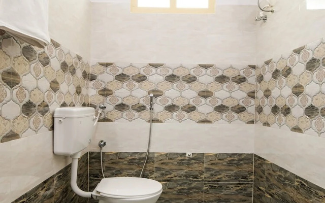 OYO 23151 Hotel Abani