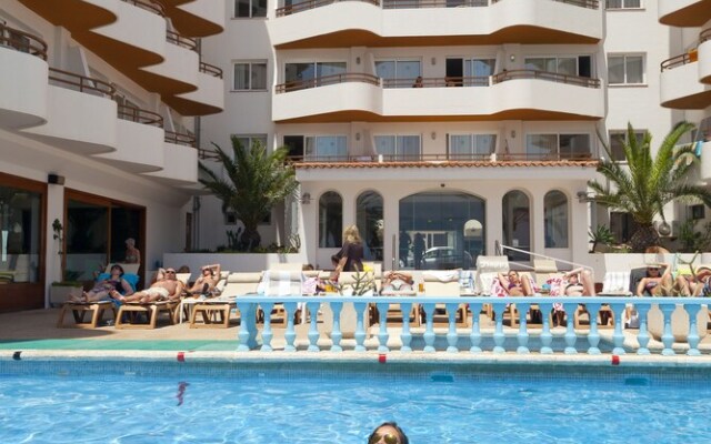 Apartamentos Mar y Playa