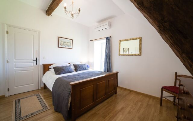 Les Charmes de Carlucet Gite-Beaux Reves