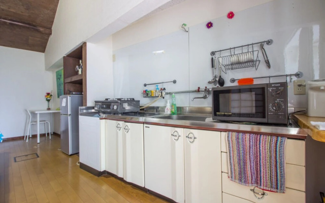 Gojo Paradiso homes restaurant and bar - Hostel