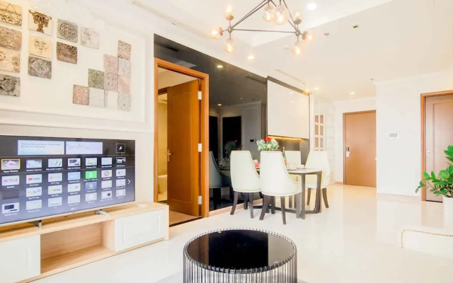 Vinhomes Golden River Luxury Apartment