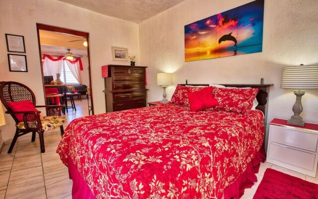 Coconut Palms Inn On The Beach