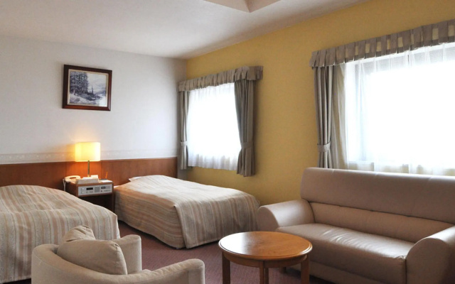 East Harbor Hotel