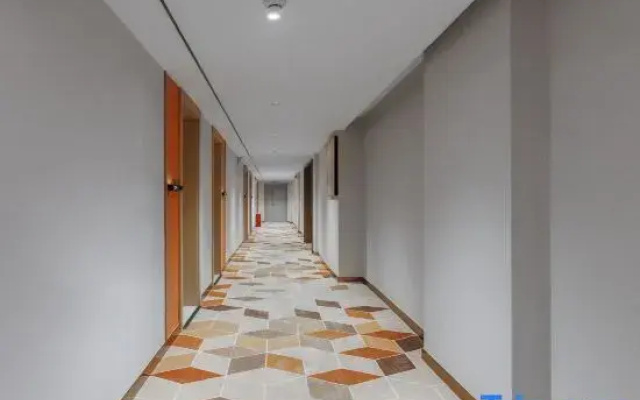 Platinum Travel International Hotel