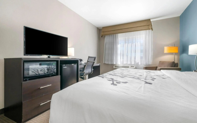 Sleep Inn & Suites Hays I-70