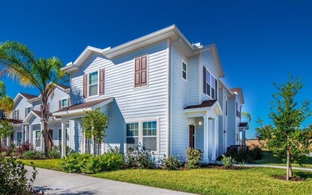 Amazing Townhome! - Lucaya Village - 8951SD