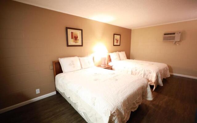 Royal Inn and Suites