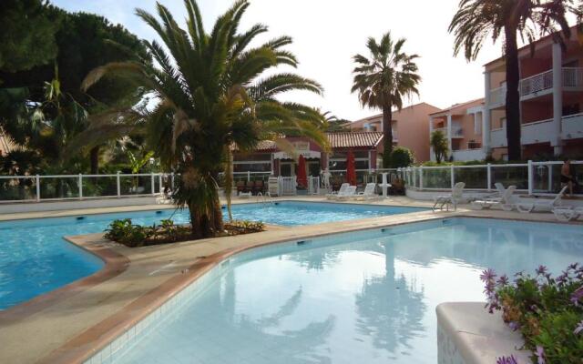 App.T2 De Standing Proche De La Mer