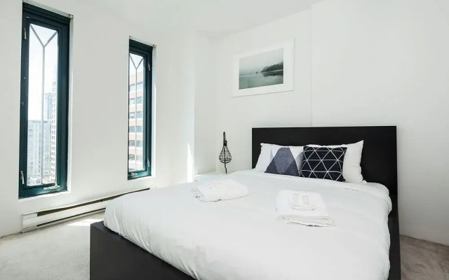 Penthouse 2BR in Yaletown by Sonder