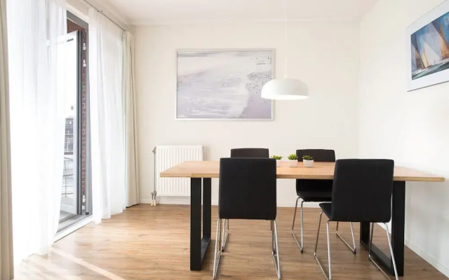 Two Room Apartment Overlooking the Harbor