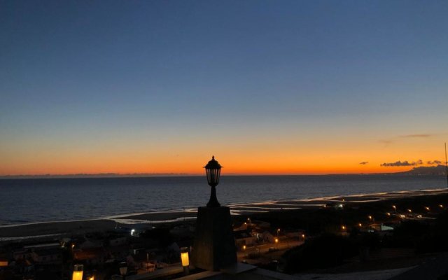 Fonte da Telha Beach Hostel