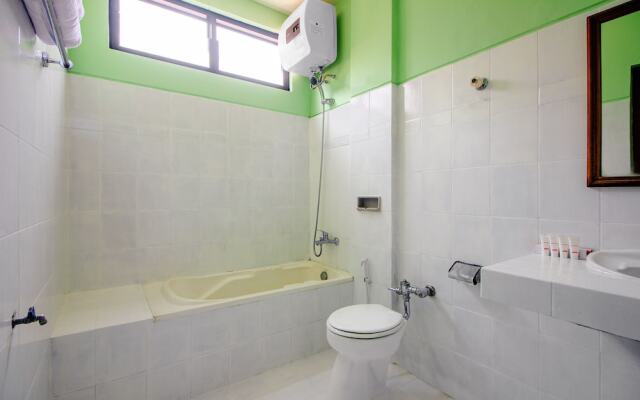 Oyo 1602 Trim Tiga Hotel