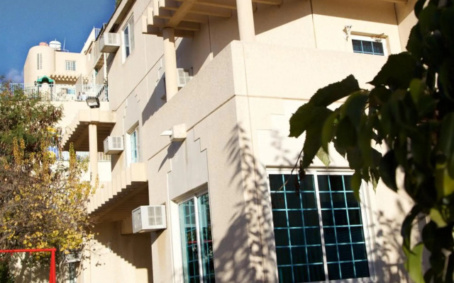 Seven Garden Alhada Suites