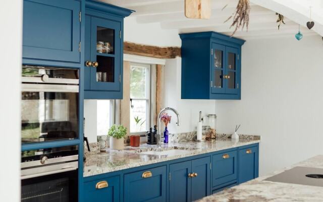 Beautiful and Spacious Peak District House