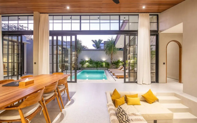 Villa Serai 5br to the Beach