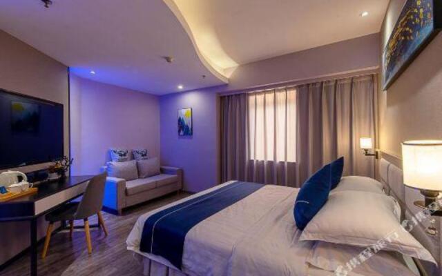 Starway Hotel (Dongguan Changping Baihua Times Plaza)