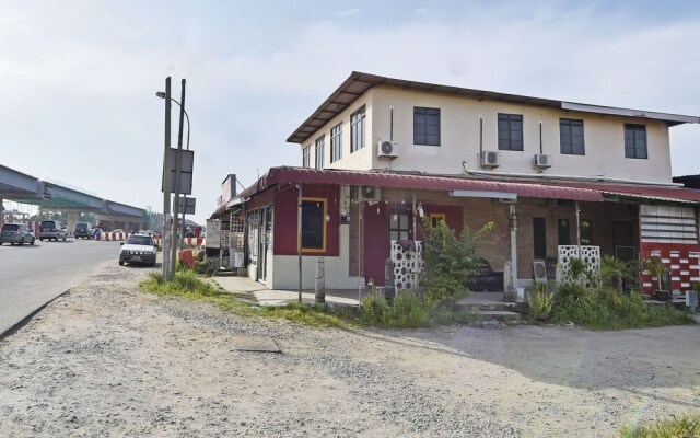 Wakaf Bharu Inn by OYO Rooms