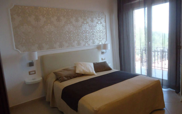 Mini Hotel