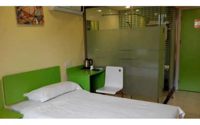 Yimi Hotel Changshou Metro Branch