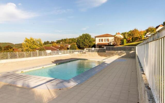 SARLAT, Apptmt T3 résidence CLIM PISCINE PARKING
