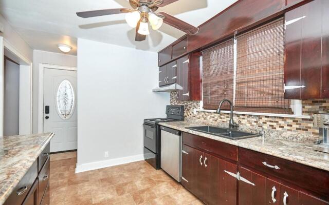 Lundy's Lane Central Home