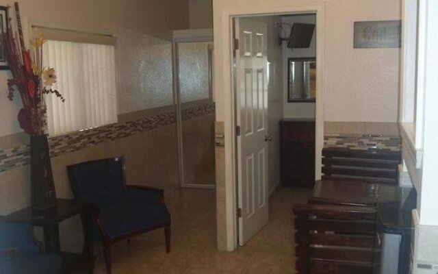Suites Leon Rojo