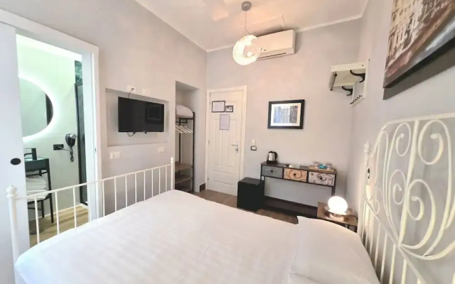 Nicole Suite