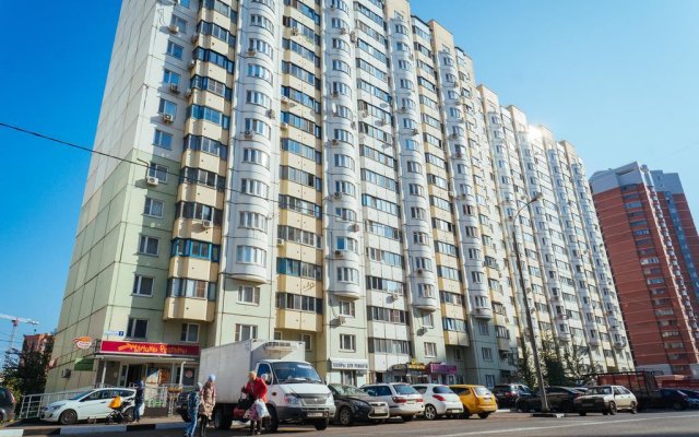 Yellow Rooms on Pavshinsky Boulevard