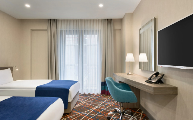 Tryp Bosphorus Taksim Hotel